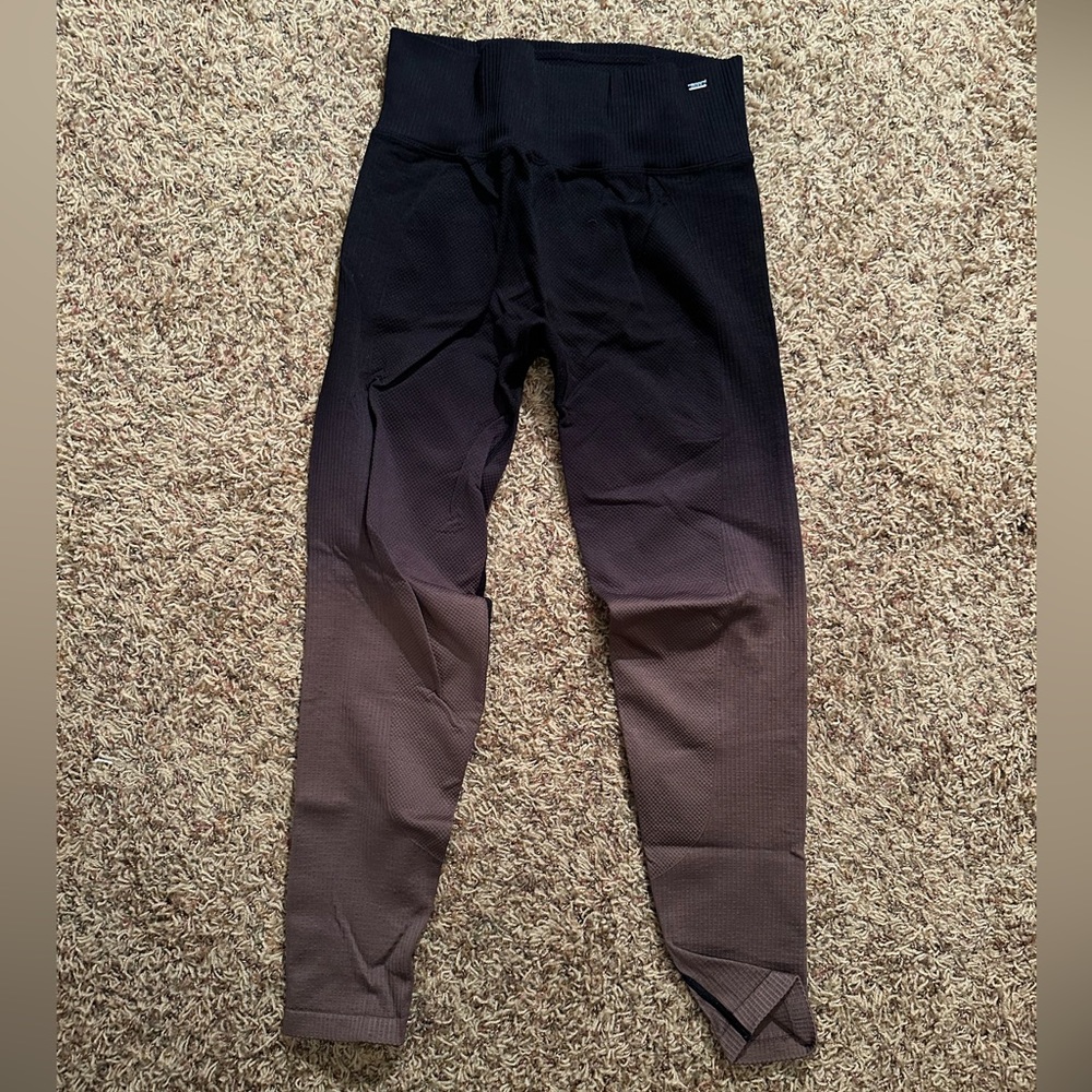 Pink Victorias Secret Textured Ombré Purple and Black Leggings Size S
